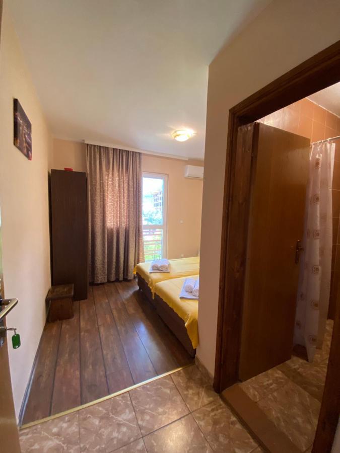 Apartments And Rooms Grande Casa 巴尔 外观 照片