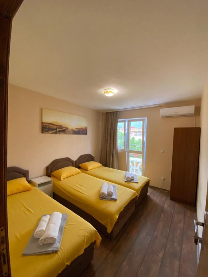 Apartments And Rooms Grande Casa 巴尔 外观 照片